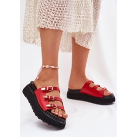 Infradito da donna sulla piattaforma con strisce rosse rosso 2