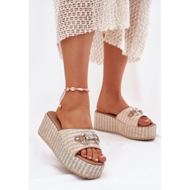 Zeppe femminili con cuneo con treccia e decorazione beige 2