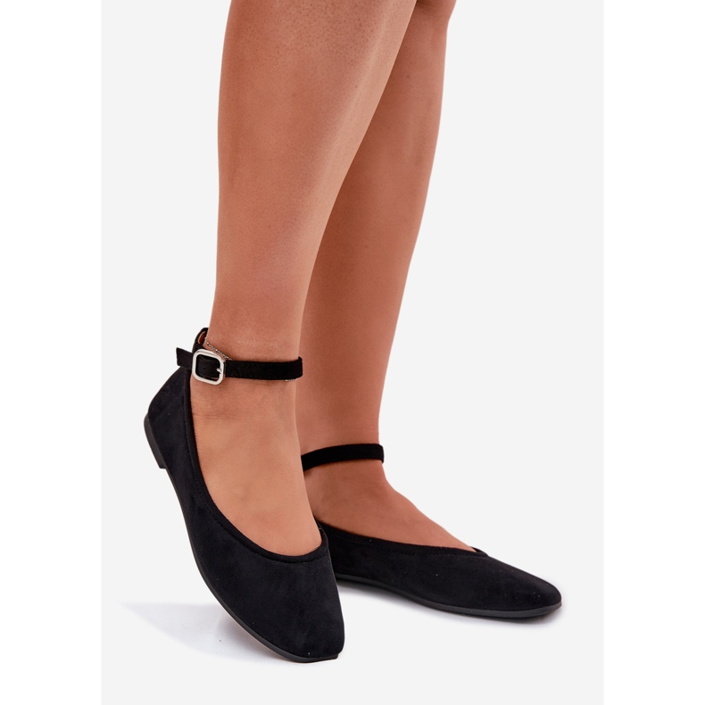 Ballerina in pelle scamosciata ecota con cintura e morsetto nero 1