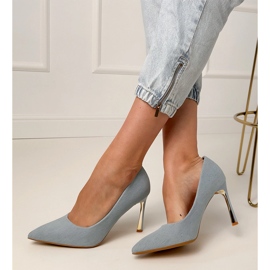 Jeans classici pompe su una spilla dorata blu 2