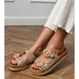 Flap intrecciati beige con paillettes su strisce 1