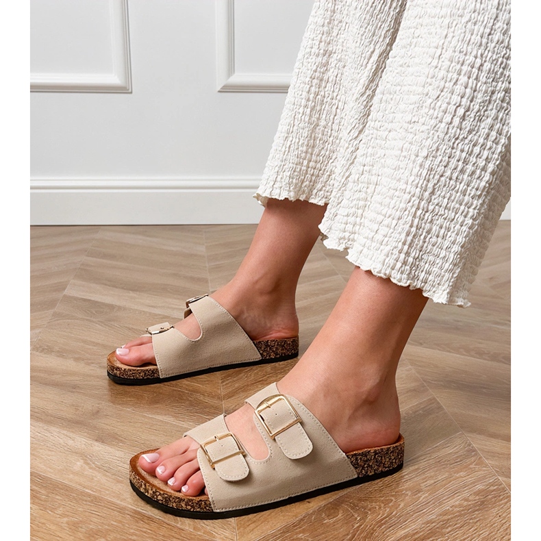 Le alette beige con morsetti su una suola di sughero 1