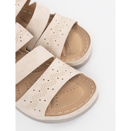 Seastar Flip di luce leggero su un cuneo basso beige 2