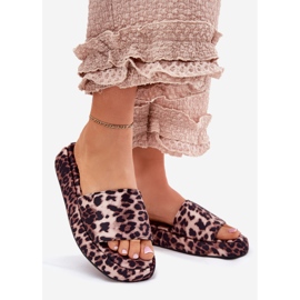 Infradito da donna sul leopardo della piattaforma marrone 1