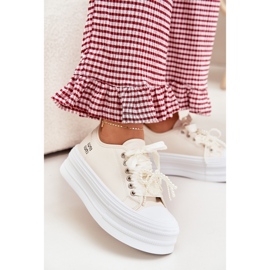 Sneaker femminili sulla piattaforma con beige di allacciatura decorativa 2