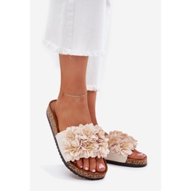 Pantofole da donna su una suola di sughero con fiori beige 1