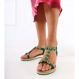 Sandali verdi decorati con zirconi verde 2