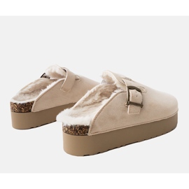 Flip -flip beige costruiti con pelliccia 1