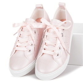 Kylie Sneakers Rosa Legate Con Un Nastro 1