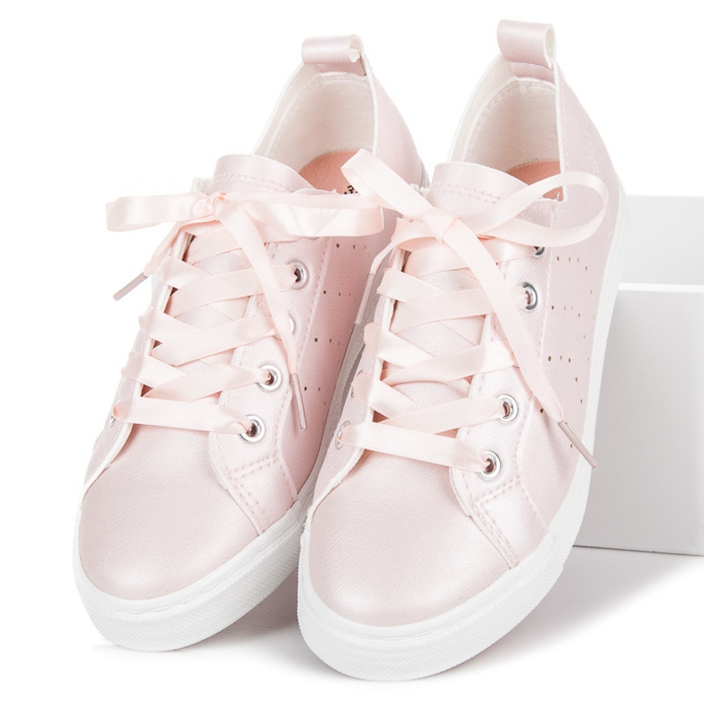 Kylie Sneakers Rosa Legate Con Un Nastro 1