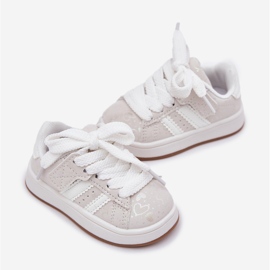 Scarpe sportive con sneaker per il cuore dei bambini bianca 1