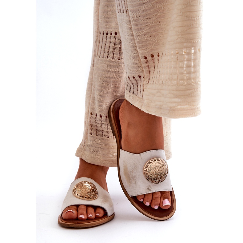 Zazoo 2938 Infradito in pelle con tacco piatto con decorazione in oro, spazzolato bianco 2