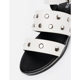 Goodin Sandali bianchi con borchie bianco 1