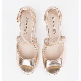 Goodin Sandali dorati su un post basso d'oro 2