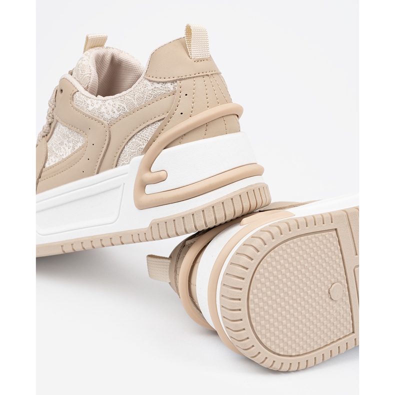 Sneaker da donna con beige di pizzo 2