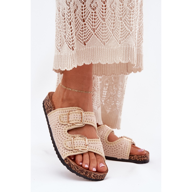 Flip da donna all'uncinetto con fibbie dorate beige 1