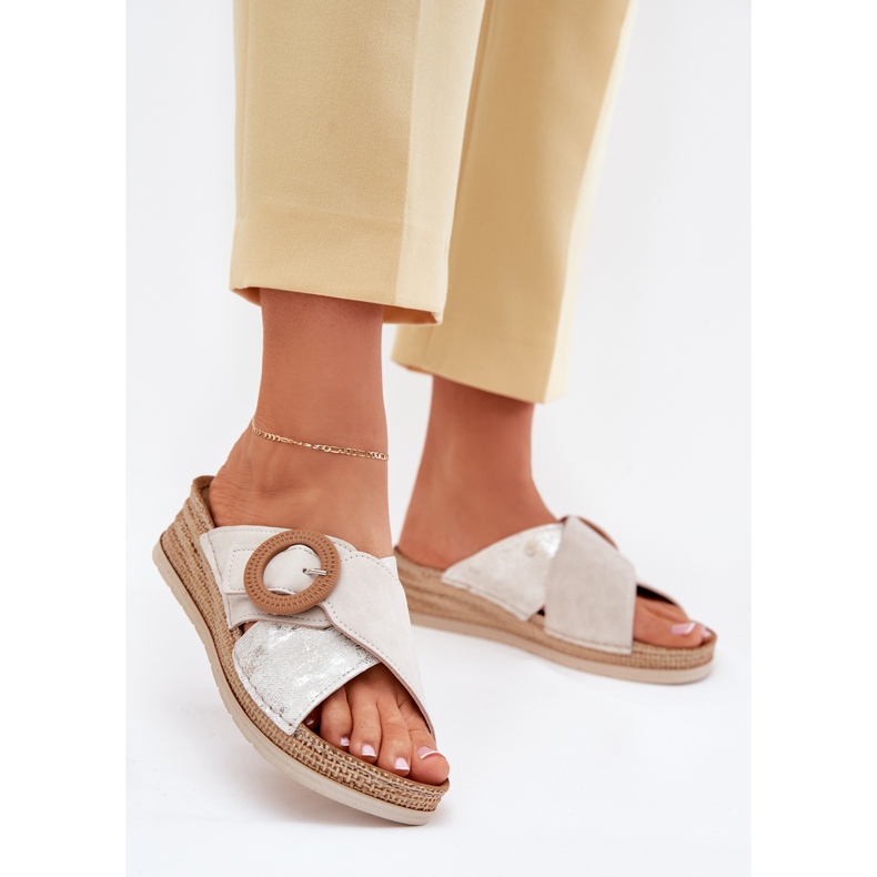 Zeppe da donna con un morsetto decorativo inblu rv000012 beige 2