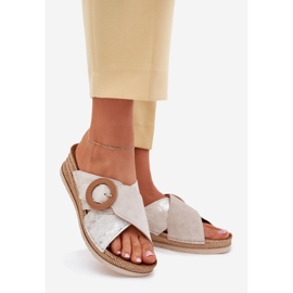 Zeppe da donna con un morsetto decorativo inblu rv000012 beige 1