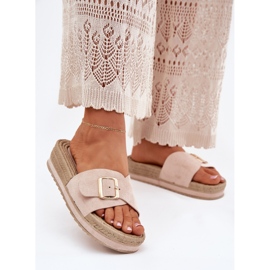 Le pantofole da donna sulla piattaforma con un beige di morsetto d'oro 2