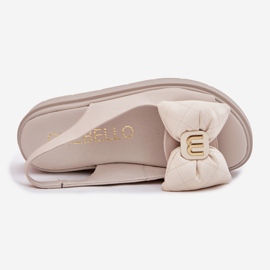 Sandali in pelle femminile sulla piattaforma con Chebello 4641 beige 1