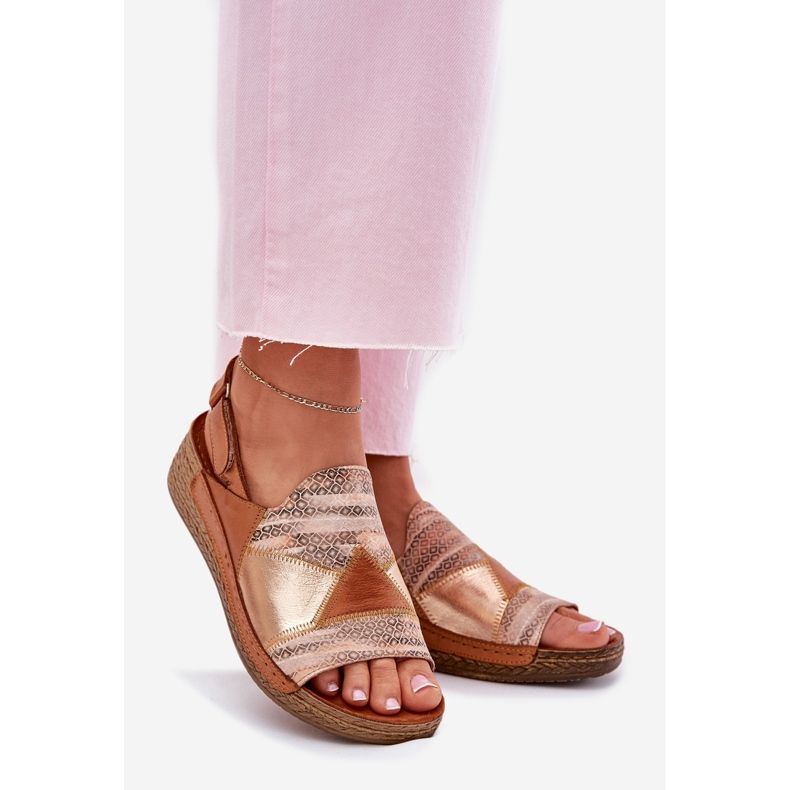 Sandali in pelle da donna con cuneo con maciejka intreccia L7067-29 marrone 1