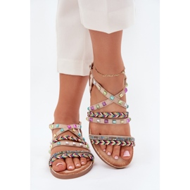 Sandali femminili con decorazione e strisce tessute beige 2