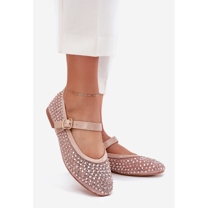Ballerine femminili decorate con cintura e beige 1