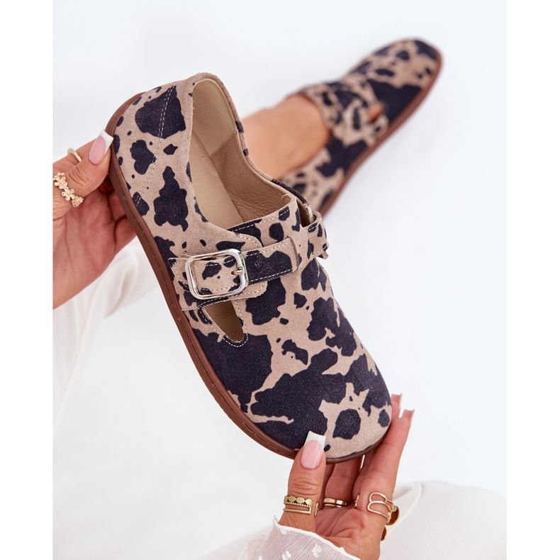 Scarpe in pelle scamosciata femminile con un pregiudizio di pancetta con fibbia Zazoo N1261 Brown-Beige marrone 2