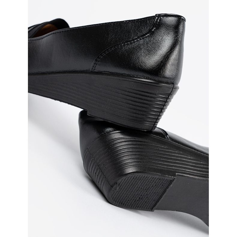 Shelvt Scarpe classiche nere scivolate nero 1