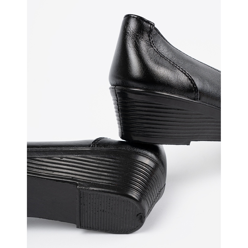 Scarpe da donna con ricamo decorativo nero 2