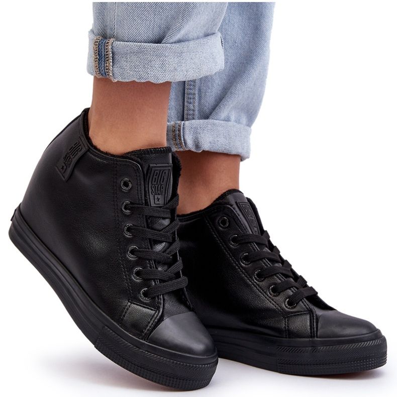 Sneaker femminili su un cuneo eco-chiling big star mm274001 nero 5