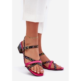 Sandali in pelle femminile sul palo con Maciejka Stripes 06959-39 Fucsia rosa 1