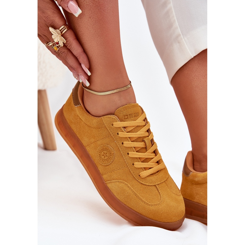 Sneakers in pelle scamosciata femminile Big Star RR274846 Sistema giallo hi-polestro 2