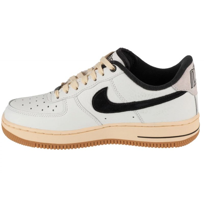 Nike Air Force 1 07 Scarpe in DR0148-101 bianco 1