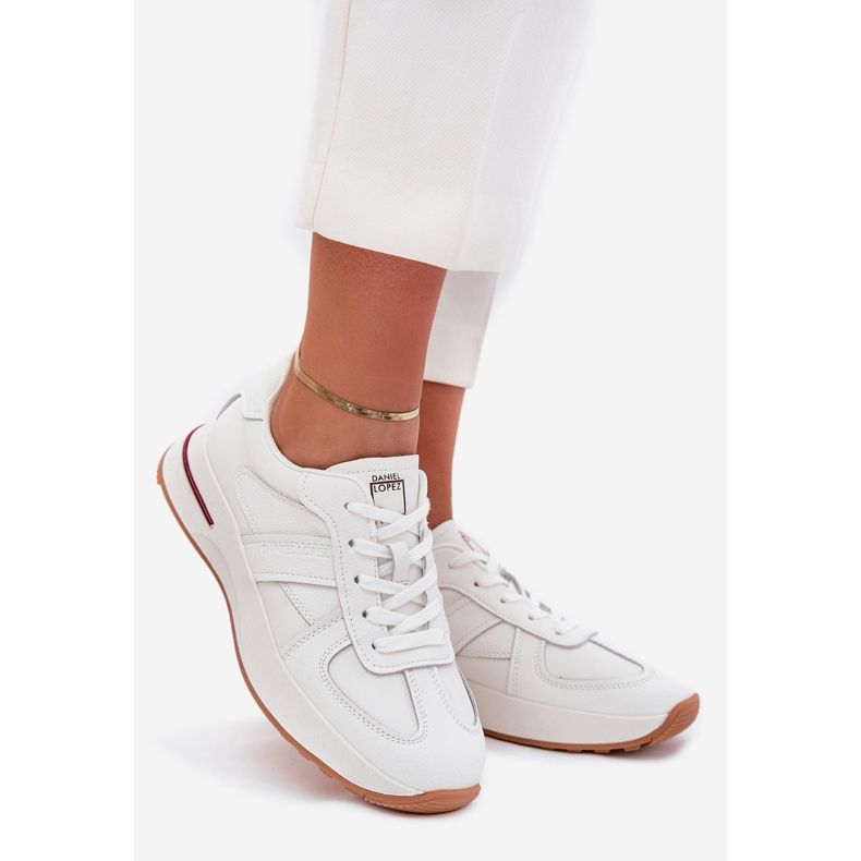 Scarpe sportive in pelle femminile sneaker Big Star di Daniel Lopez SS2D4042 White bianco 1