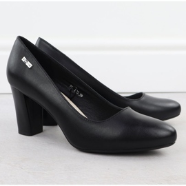 Pompe sul Black Sergio Leone PB130 Post nero 2