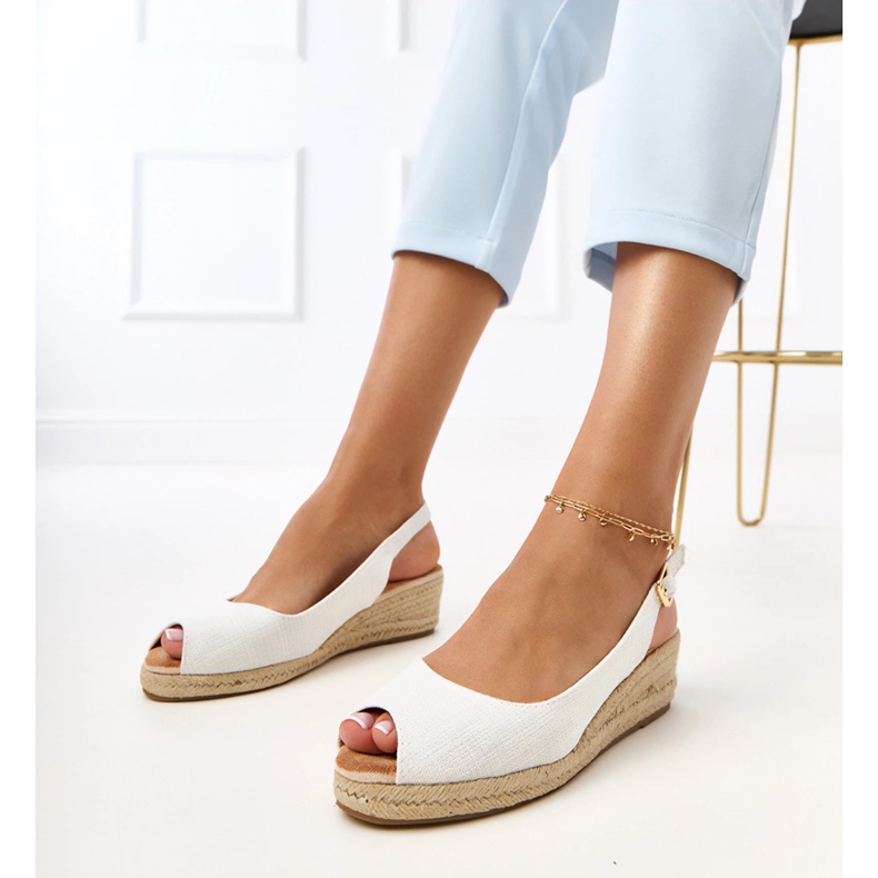 Sandali bianchi espadrile sul cuneo di Nevarek bianca 1