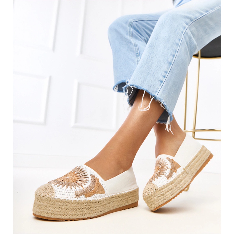 White espadrilles con ricamo sulla piattaforma Lorin bianco 2