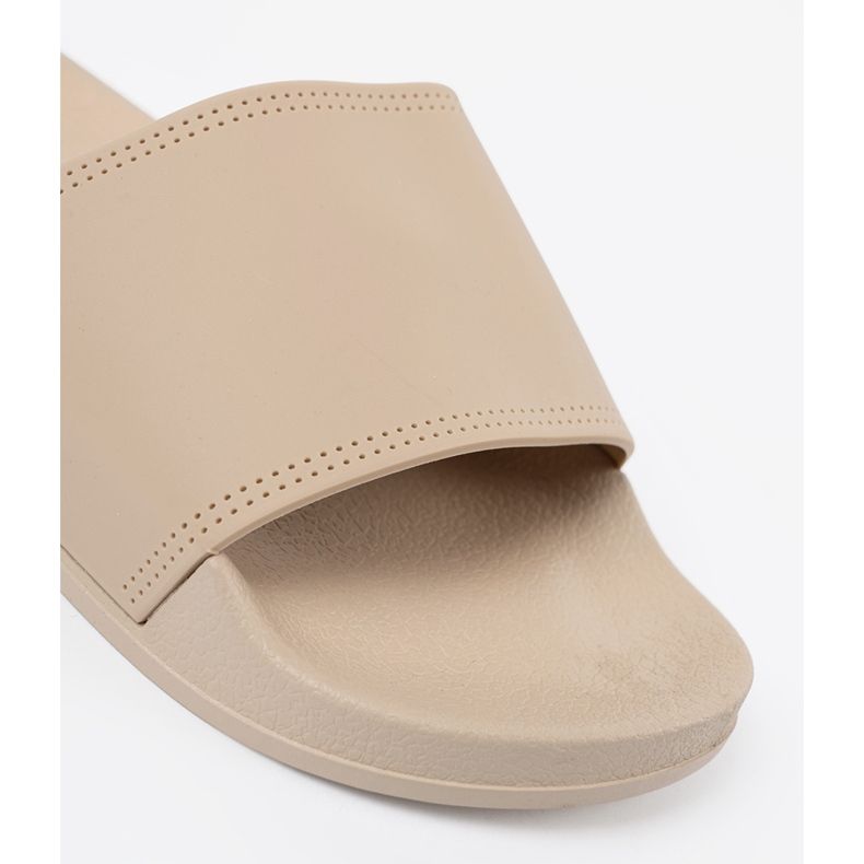 Shelvt BEIGE BEACH BEACH FIPP FLOPS 1