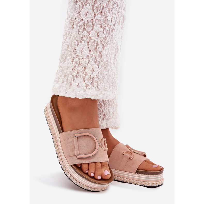 Boto Infradito da donna sulla piattaforma con un ornamento rosa Daphira 1