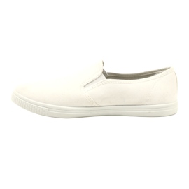 Sneaker femminili di materiale bianco inserite 2