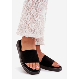 Boto Pantofole femminile sulla piattaforma con eco sgranatura nera Jorina nero 1