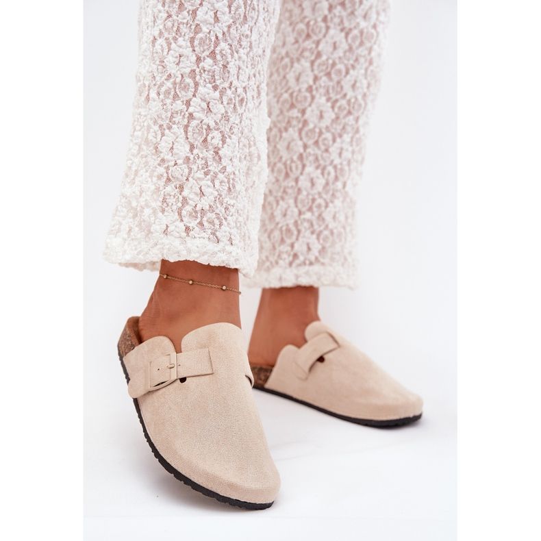 Boto Scifors da donna e una piattaforma di sughero con un morsetto di argilla klarae beige 2