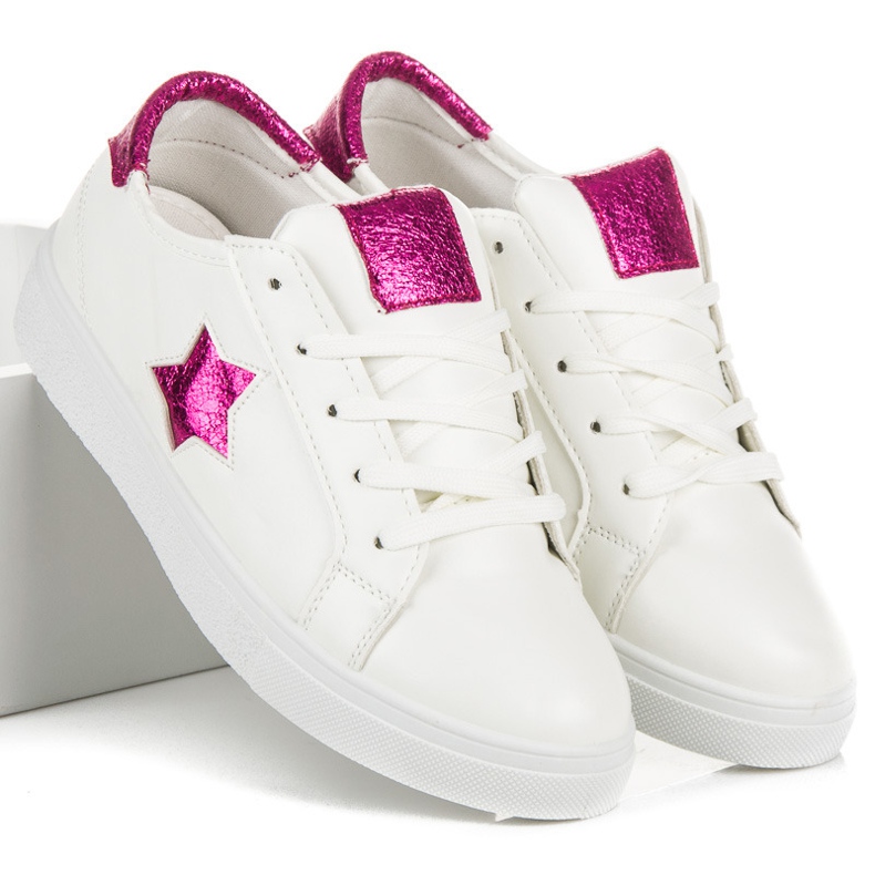 Sneakers allacciate con una stella bianco 2
