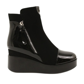 Stivali in pelle scamosciata da donna su una piattaforma a cuneo/spessa H2180 nero 1