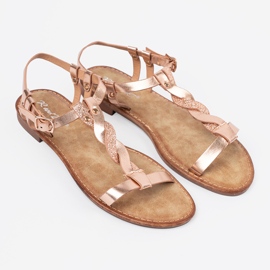 Shelvt Sandali con una cintura rosa lucida 2