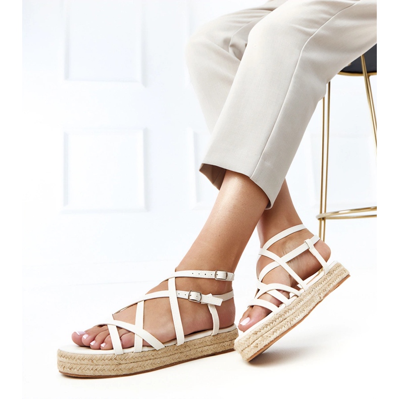 Sandali beige espadrile sulla piattaforma Verata 2
