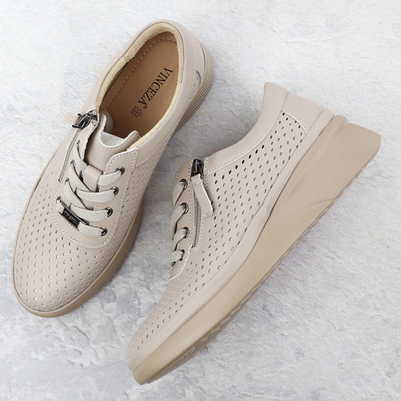Scarpe in pelle da donna perforate con spicchi Beige Vinceza 79565 1