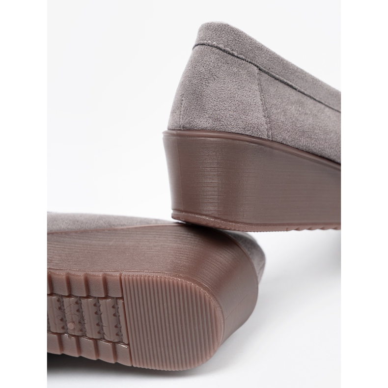 Shelvt Scarpe grigie con orsacchiotto dorato grigio 1