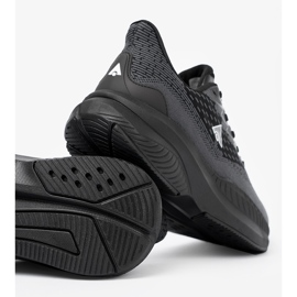 Shelvt Sneaker nere leggere con tomaia traspirante McArthur nero 2